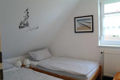 Three-Bedroom House image 7