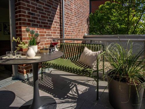 Two-Bedroom Apartment with Balcony image 9