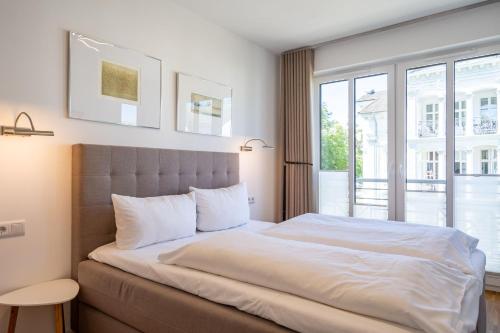 Two-Bedroom Apartment with Balcony image 10