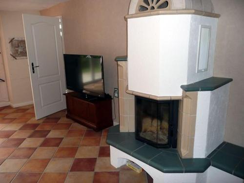 One-Bedroom Apartment with Terrace image 6