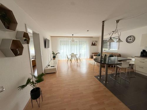 Private Apartment with Terrace and Parking 2