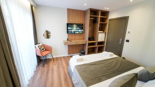 Superior Double or Twin Room image 10