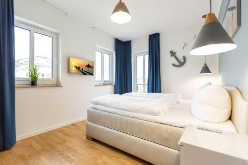 Two-Bedroom Apartment with Balcony image 3