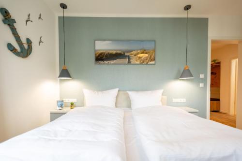Two-Bedroom Apartment with Balcony image 1