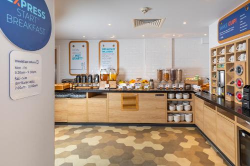 Holiday Inn Express - Exeter - City Centre an IHG Hotel - image 10