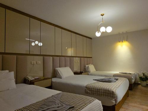Triple Room image 8