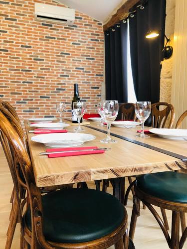 L'Aubergiste in Corcelles-les-Arts