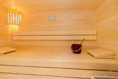 One-Bedroom Apartment with Balcony image 7