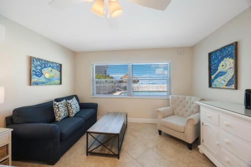 Studio Efficiency Ground Floor - Surf Song #116, St Pete Beach