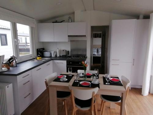 Two-Bedroom House image 5