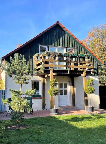 A szálláshely kívülről, Neue moderne Ferienwohnung, separater Eingang, Seenähe (Neue moderne Ferienwohnung, separater Eingang, Seenahe) in Dobbin-Linstow