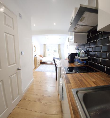 Oxford Luxury Flat — other in 300 Iffley Road, Oxford United Kingdom, OX4 4AE
