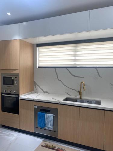 Allman luxurious one bedroom near beaches in Plantation Village