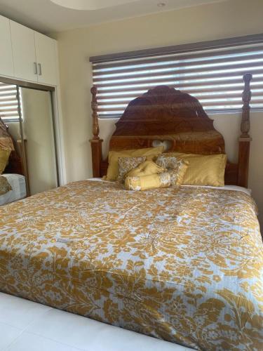 Allman luxurious one bedroom near beaches in Plantation Village