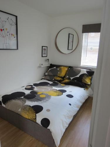City Centre-Great Location-Parking - Fast WiFi