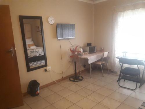 C - Land guest house Meyerton in Meyerton