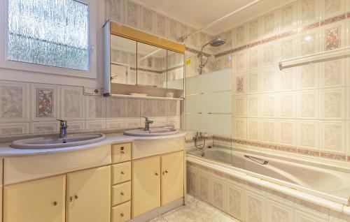 Holiday home Els Vossals - image 12