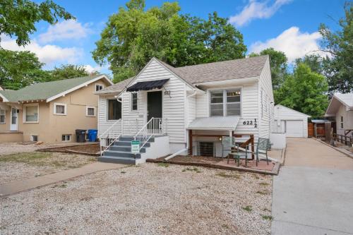 Charming Bungalow Next to CSU -FREE Cruiser Bikes - image 11