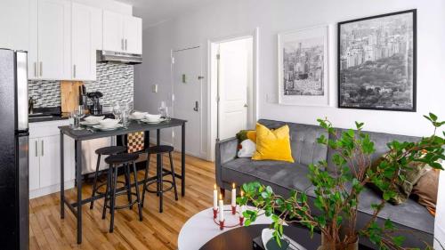 Spacious 3BR Retreat Near Times Square, New York (Foto 7)