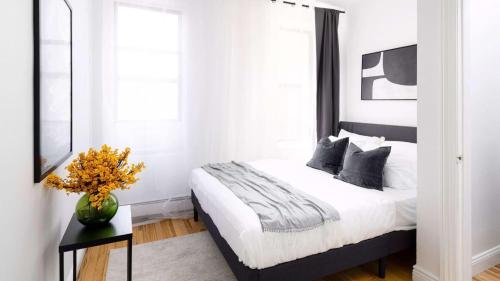 Spacious 3BR Retreat Near Times Square, New York (Foto 8)
