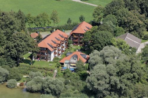 Ferienresidenz Chiemseestrand - Apartment 10 in 希明格