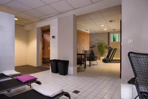 Wyndham Garden Potsdam - image 11