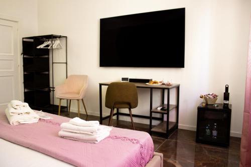 Residenza Angioina, Naples (photo 9)