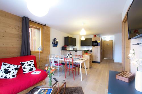 2 bedrooms, 3 beds