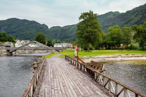 Jaunsen Gjestgjevarstad - image 6