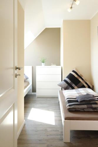 Two-Bedroom Apartment with Balcony image 4
