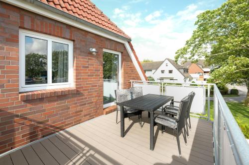 Two-Bedroom Apartment with Balcony image 3
