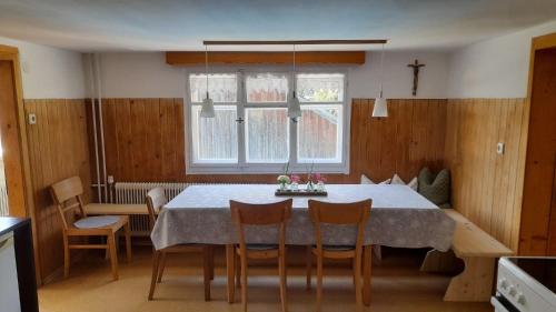 Ferienhaus Bär (Ferienhaus Bar) in 比曹