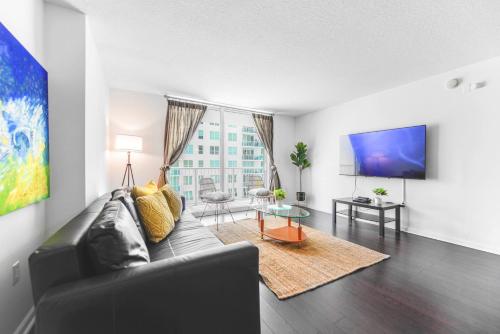 Ocean View Exquisite 1 BR Condo with Free Parking in Miami, USA