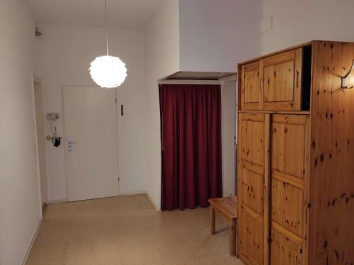 Two-Bedroom Apartment with Shower  image 1