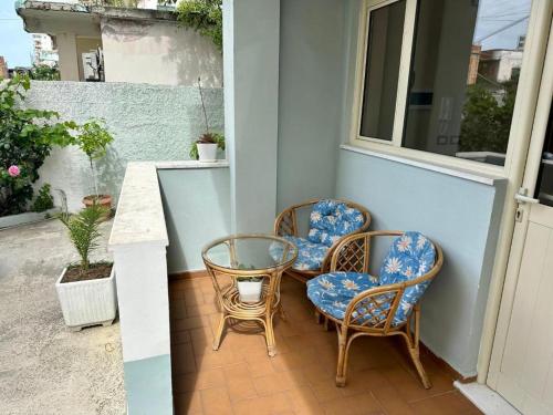 Queen-V Hostel in Vlora