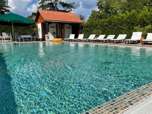 Meggyes Hotel