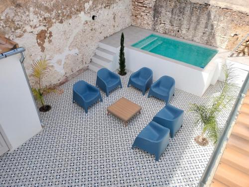 El patio azul