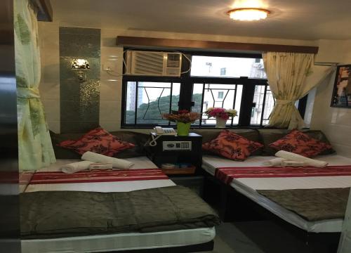 Standard Triple Room room in Hostel Venus