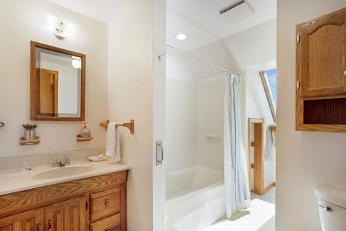 Lagoon Lodge: North Fork,Charming 3Br, Waterfront in Схід Маріон