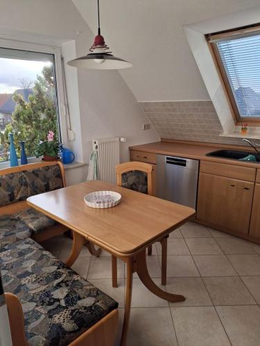 Ferienwohnung Janine in นอยบรานเดนบวร์ก