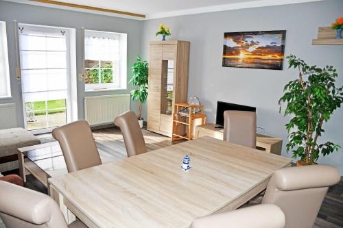 Ferienwohnungen zum Neuensiener See P in 蘭肯-格拉尼茨