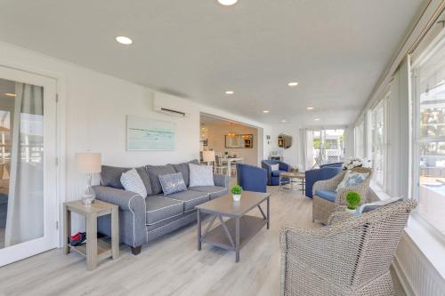 Stunning Palmetto Home with Boat Dock and Kayaks! in Palmetto, USA