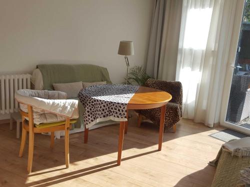 Apartment with Terrace image 7