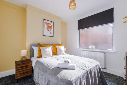 Stylish 3 bedroom home - FREE parking, smart TV, sleeps 8, Manchester (fotografie 4)