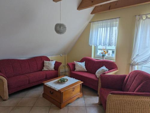 Fewo Wiesenblick Room Type - Three-Bedroom Apartment with Balcony