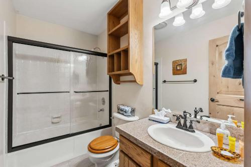 The Flurry Lodge – Breckenridge, CO