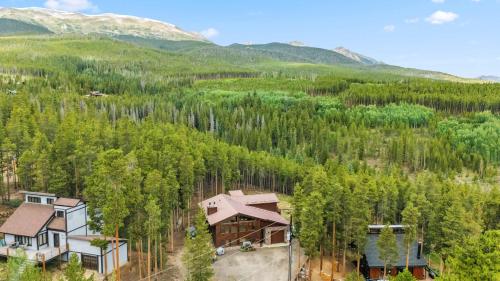 The Flurry Lodge – Breckenridge, CO