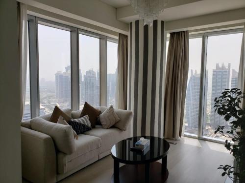 Deluxe 1 BR At Address Apartments Marina Mall by Primevanguard, Dubaï (photo 2)
