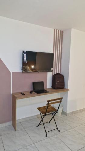 44-20 Tiny Loft, Medellín (photo 4)
