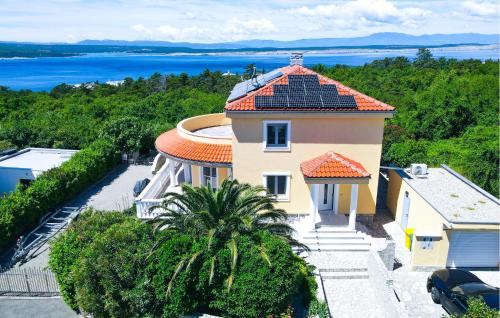 Awesome Home In Crikvenica – khách sạn tại Sopaljska